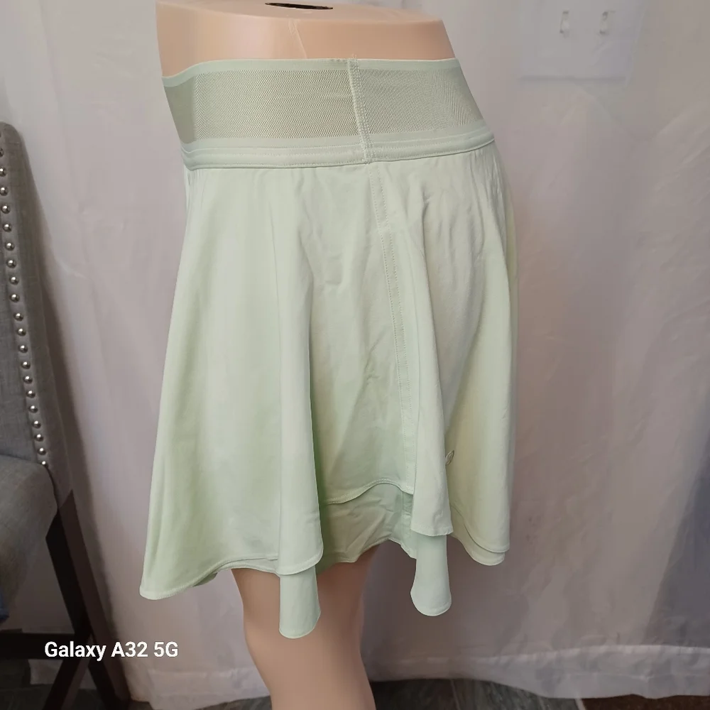 Lululemon Athletica Green Mini Skater Skirt Casual Size 6 - Picture 5 of 11